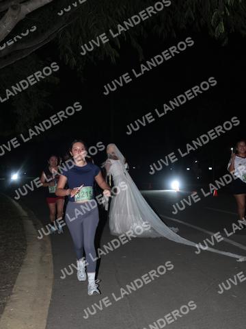 Foto de la Carrera Nocturna de Zombies Parque Metropolitano 2026 a las 20:58