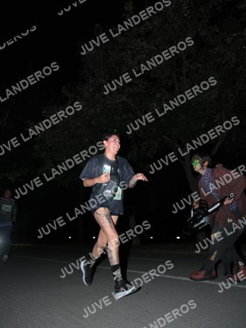 Foto de la Carrera Nocturna de Zombies Parque Metropolitano 2026 a las 20:45