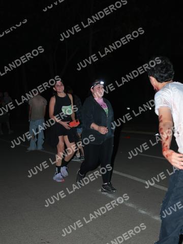 Foto de la Carrera Nocturna de Zombies Parque Metropolitano 2026 a las 21:04