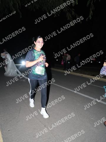 Foto de la Carrera Nocturna de Zombies Parque Metropolitano 2026 a las 20:59