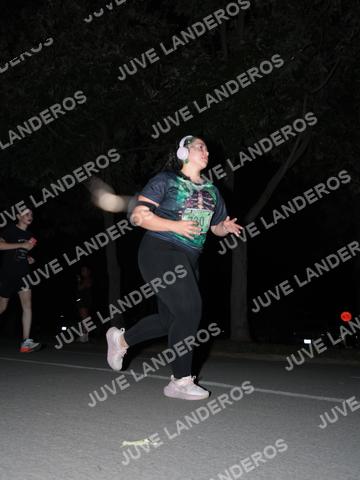 Foto de la Carrera Nocturna de Zombies Parque Metropolitano 2026 a las 20:56