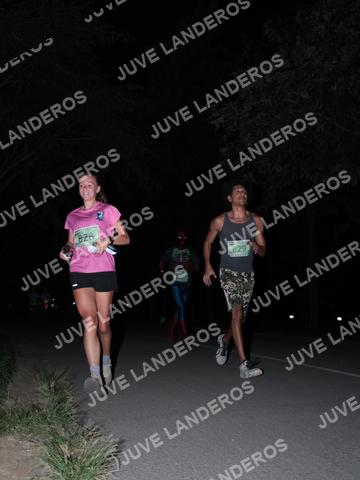 Foto de la Carrera Nocturna de Zombies Parque Metropolitano 2026 a las 20:43