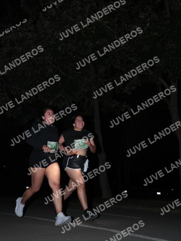 Foto de la Carrera Nocturna de Zombies Parque Metropolitano 2026 a las 20:53