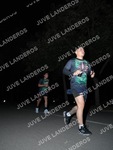 Foto de la Carrera Nocturna de Zombies Parque Metropolitano 2026 a las 20:44