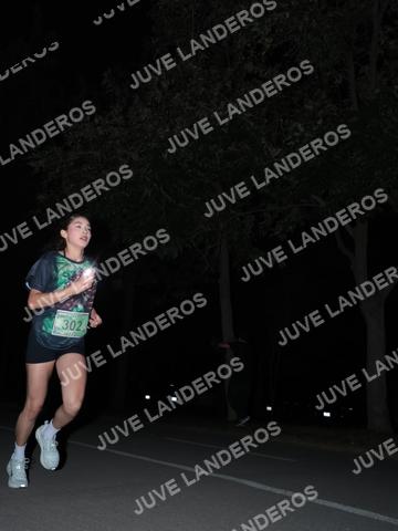 Foto de la Carrera Nocturna de Zombies Parque Metropolitano 2026 a las 20:38