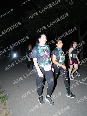 Foto de la Carrera Nocturna de Zombies Parque Metropolitano 2026 a las 21:05