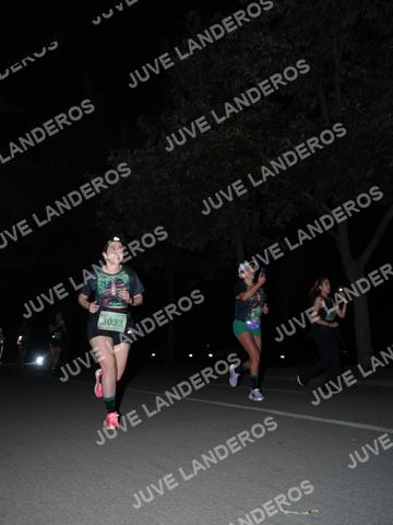 Foto de la Carrera Nocturna de Zombies Parque Metropolitano 2026 a las 20:52