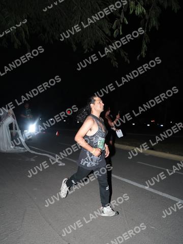Foto de la Carrera Nocturna de Zombies Parque Metropolitano 2026 a las 20:59