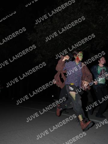 Foto de la Carrera Nocturna de Zombies Parque Metropolitano 2026 a las 20:42