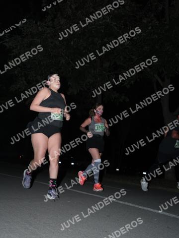 Foto de la Carrera Nocturna de Zombies Parque Metropolitano 2026 a las 20:49