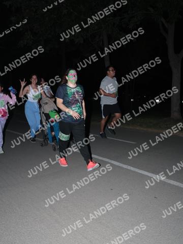 Foto de la Carrera Nocturna de Zombies Parque Metropolitano 2026 a las 21:05