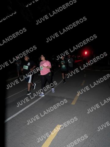 Foto de la Carrera Nocturna de Zombies Parque Metropolitano 2026 a las 20:17