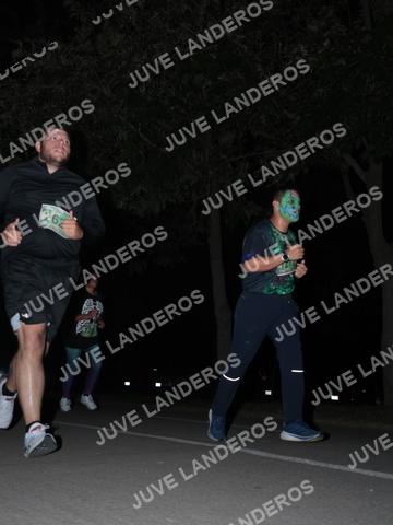 Foto de la Carrera Nocturna de Zombies Parque Metropolitano 2026 a las 20:49