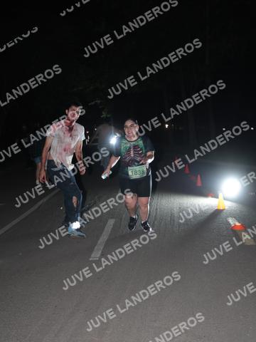 Foto de la Carrera Nocturna de Zombies Parque Metropolitano 2026 a las 21:02