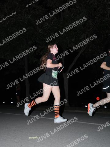 Foto de la Carrera Nocturna de Zombies Parque Metropolitano 2026 a las 20:56