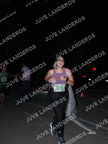Foto de la Carrera Nocturna de Zombies Parque Metropolitano 2026 a las 20:59