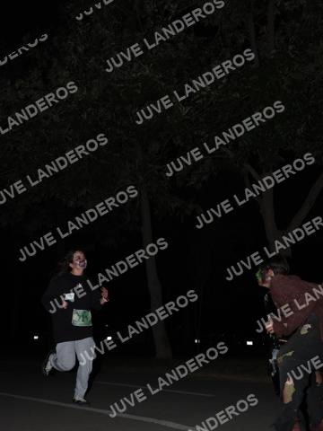 Foto de la Carrera Nocturna de Zombies Parque Metropolitano 2026 a las 20:45