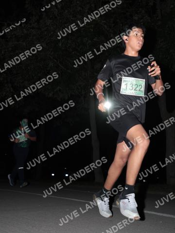 Foto de la Carrera Nocturna de Zombies Parque Metropolitano 2026 a las 20:49