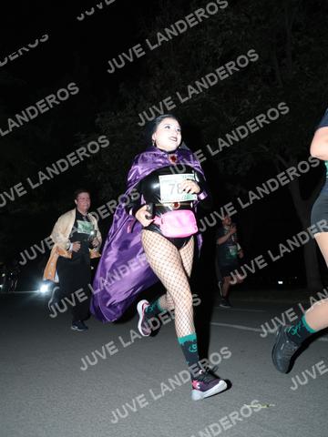 Foto de la Carrera Nocturna de Zombies Parque Metropolitano 2026 a las 20:51
