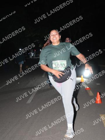 Foto de la Carrera Nocturna de Zombies Parque Metropolitano 2026 a las 21:02