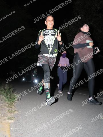 Foto de la Carrera Nocturna de Zombies Parque Metropolitano 2026 a las 20:56