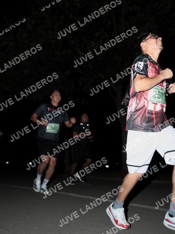 Foto de la Carrera Nocturna de Zombies Parque Metropolitano 2026 a las 20:53