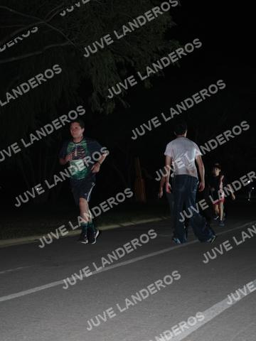Foto de la Carrera Nocturna de Zombies Parque Metropolitano 2026 a las 21:01