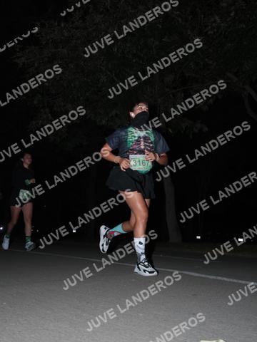 Foto de la Carrera Nocturna de Zombies Parque Metropolitano 2026 a las 20:49