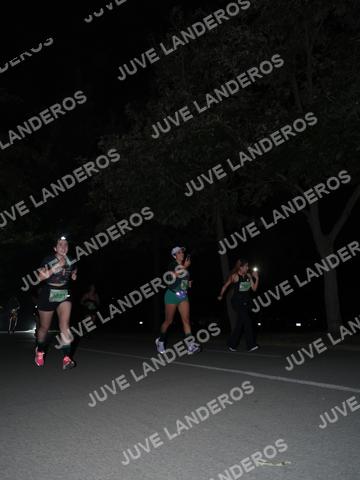 Foto de la Carrera Nocturna de Zombies Parque Metropolitano 2026 a las 20:52