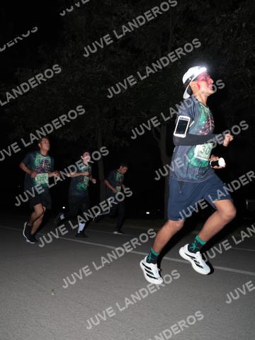Foto de la Carrera Nocturna de Zombies Parque Metropolitano 2026 a las 20:40