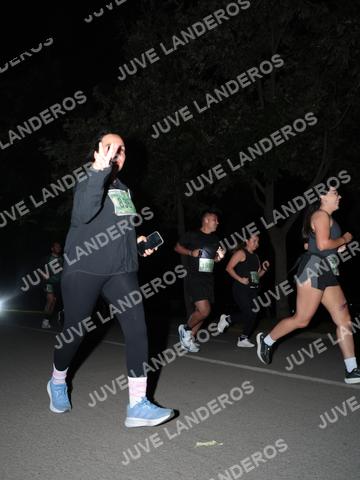 Foto de la Carrera Nocturna de Zombies Parque Metropolitano 2026 a las 20:54