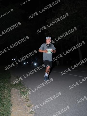 Foto de la Carrera Nocturna de Zombies Parque Metropolitano 2026 a las 20:46