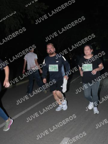Foto de la Carrera Nocturna de Zombies Parque Metropolitano 2026 a las 21:02