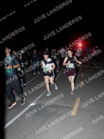 Foto de la Carrera Nocturna de Zombies Parque Metropolitano 2026 a las 20:16