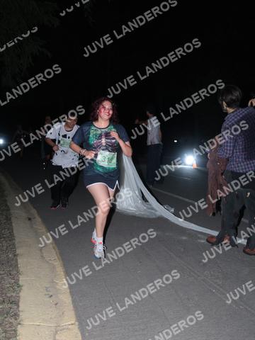Foto de la Carrera Nocturna de Zombies Parque Metropolitano 2026 a las 20:59