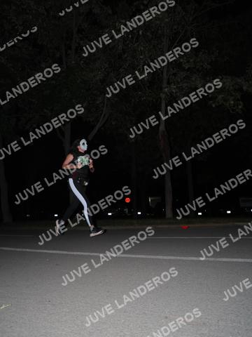 Foto de la Carrera Nocturna de Zombies Parque Metropolitano 2026 a las 20:53