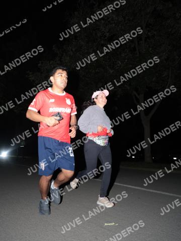 Foto de la Carrera Nocturna de Zombies Parque Metropolitano 2026 a las 20:55