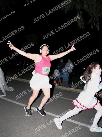 Foto de la Carrera Nocturna de Zombies Parque Metropolitano 2026 a las 20:58