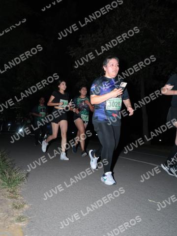 Foto de la Carrera Nocturna de Zombies Parque Metropolitano 2026 a las 20:49