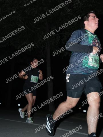 Foto de la Carrera Nocturna de Zombies Parque Metropolitano 2026 a las 20:50