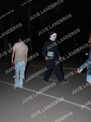 Foto de la Carrera Nocturna de Zombies Parque Metropolitano 2026 a las 21:04