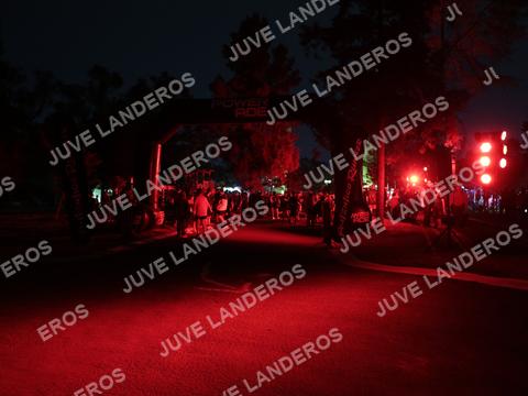 Foto de la Carrera Nocturna de Zombies Parque Metropolitano 2026 a las 19:40