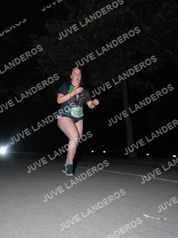 Foto de la Carrera Nocturna de Zombies Parque Metropolitano 2026 a las 20:50