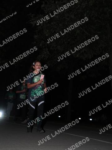 Foto de la Carrera Nocturna de Zombies Parque Metropolitano 2026 a las 20:50