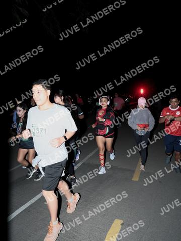 Foto de la Carrera Nocturna de Zombies Parque Metropolitano 2026 a las 20:17
