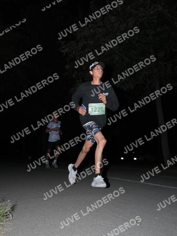 Foto de la Carrera Nocturna de Zombies Parque Metropolitano 2026 a las 20:38
