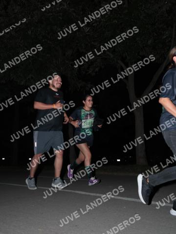 Foto de la Carrera Nocturna de Zombies Parque Metropolitano 2026 a las 20:53