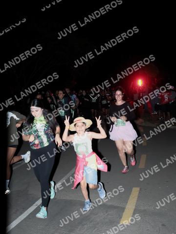 Foto de la Carrera Nocturna de Zombies Parque Metropolitano 2026 a las 20:16