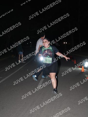 Foto de la Carrera Nocturna de Zombies Parque Metropolitano 2026 a las 21:02