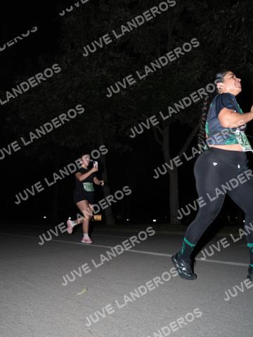 Foto de la Carrera Nocturna de Zombies Parque Metropolitano 2026 a las 20:44